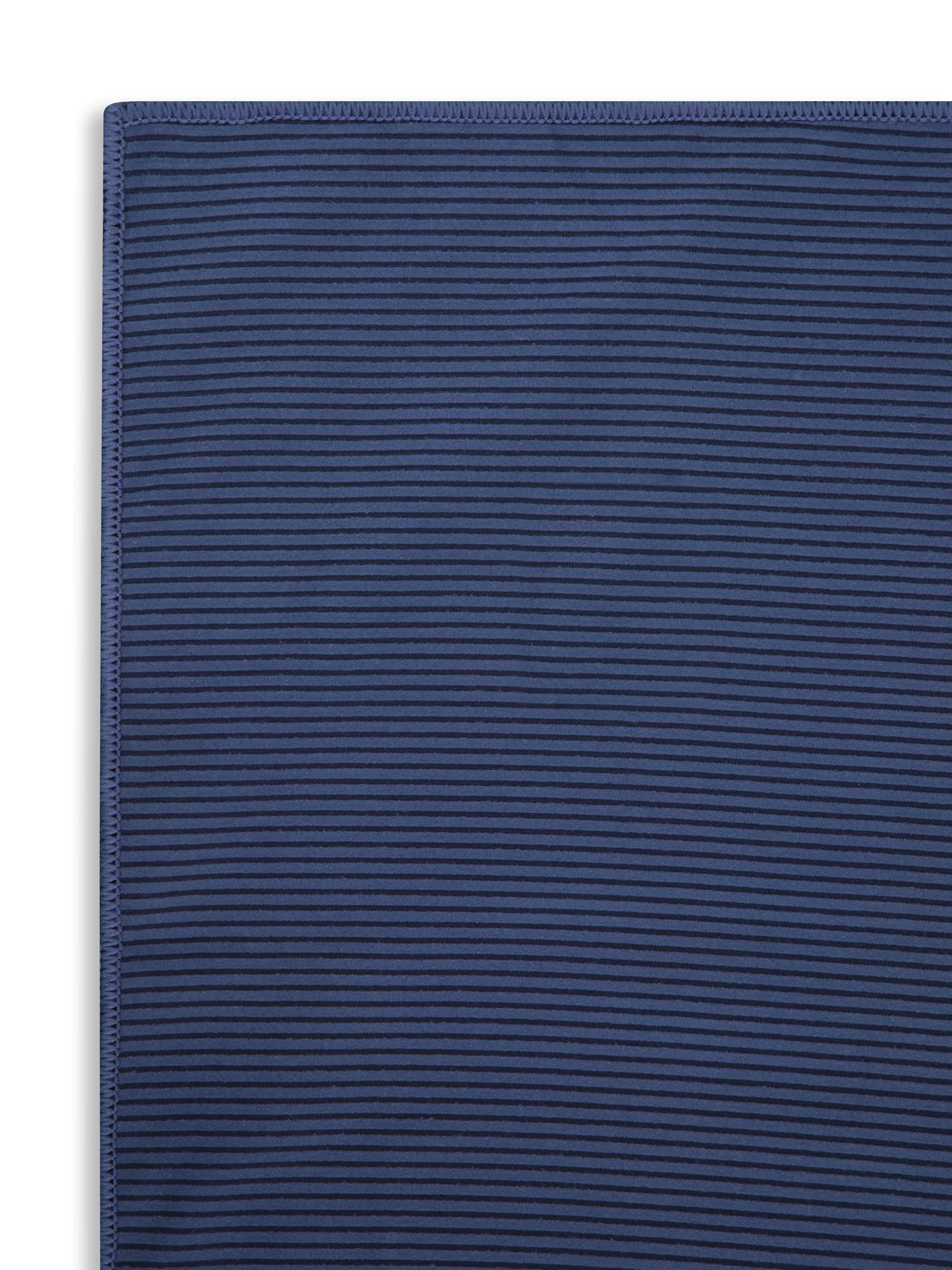 EMS Giant Ribbed Towel - Image 8