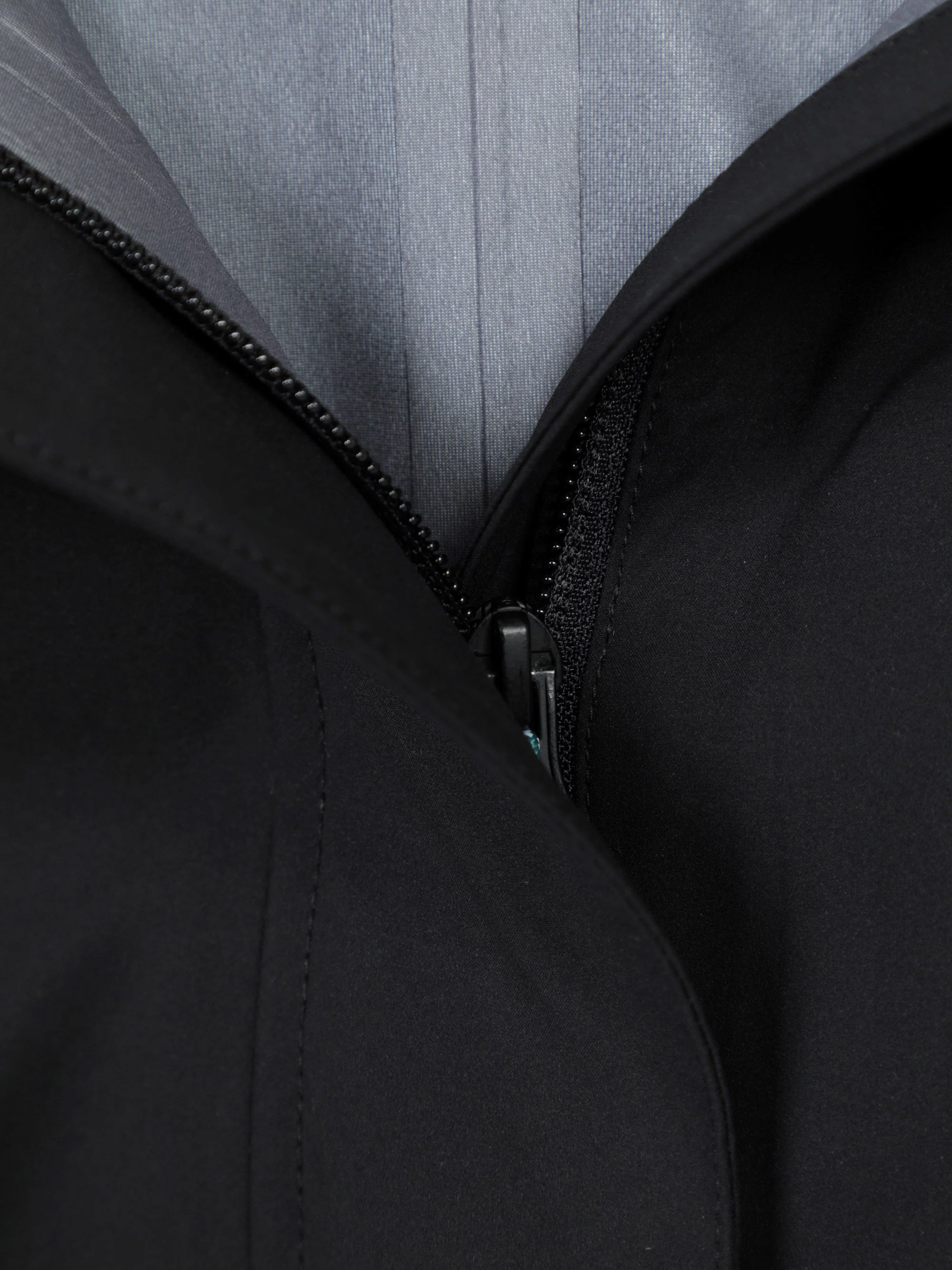 EMS Hurricane Womens 3 Layer Waterproof Jacket - Image 9