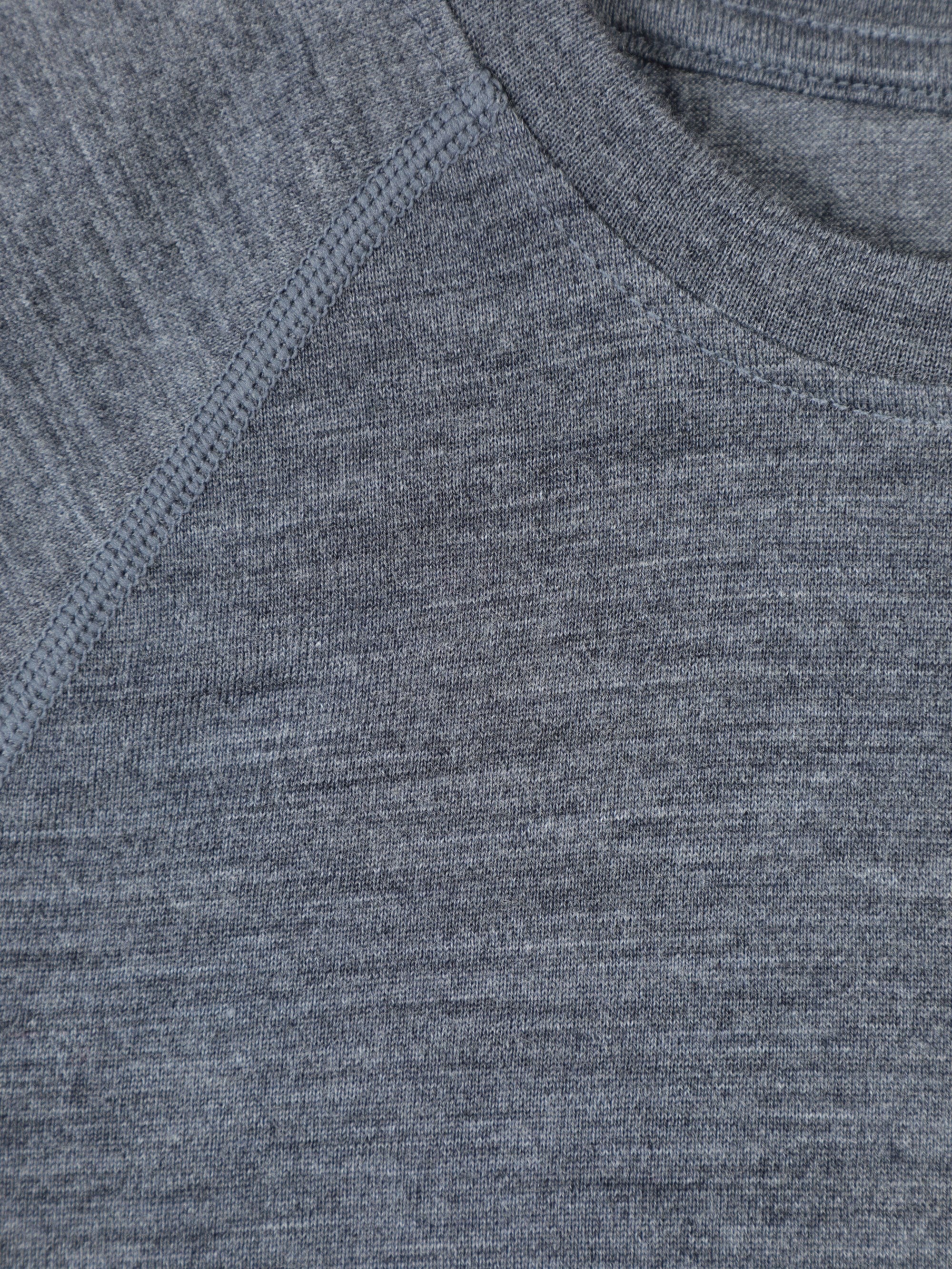 EMS Merino Womens Long Sleeve Base Layer Top - Image 17