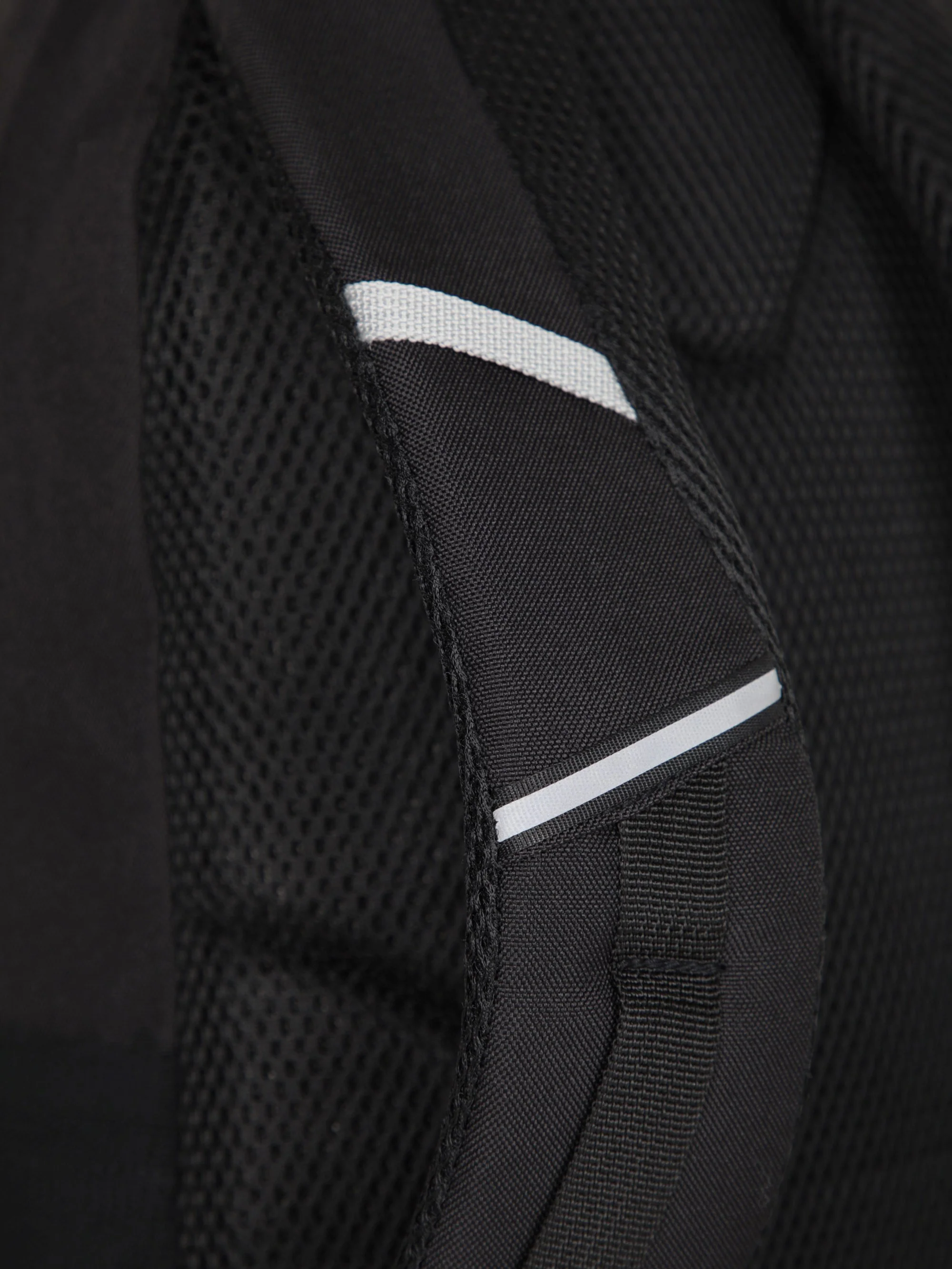 EMS Pace 12L Backpack - Image 6