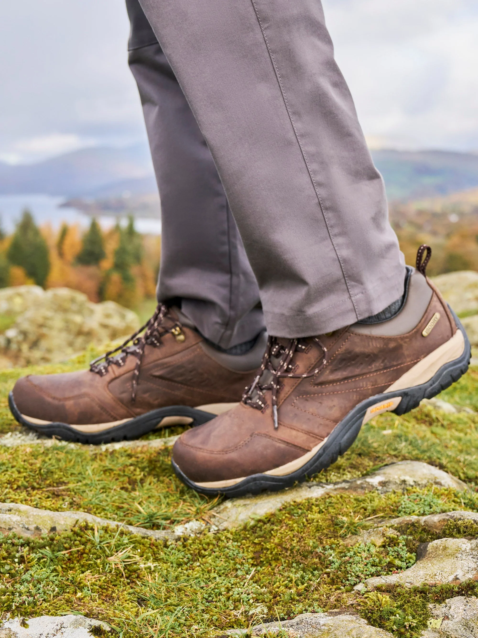 Mountain Warehouse Pioneer II Mens Waterproof Extreme Leather Hiking Shoes